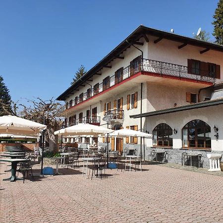 Hotel Madonna Di Luciago Armeno Exterior photo